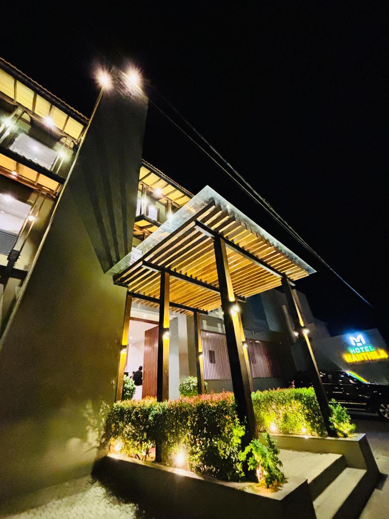 Manthila Hotel Анурадхапура Екстер'єр фото